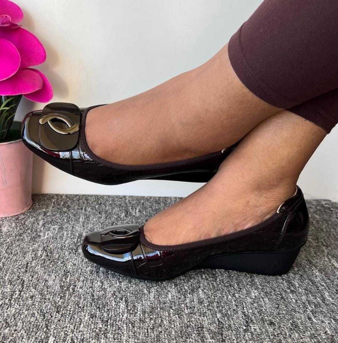 Quality ladies shoes