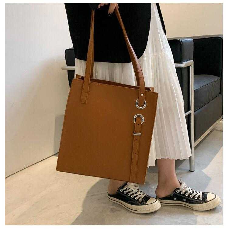 Classy hand bags