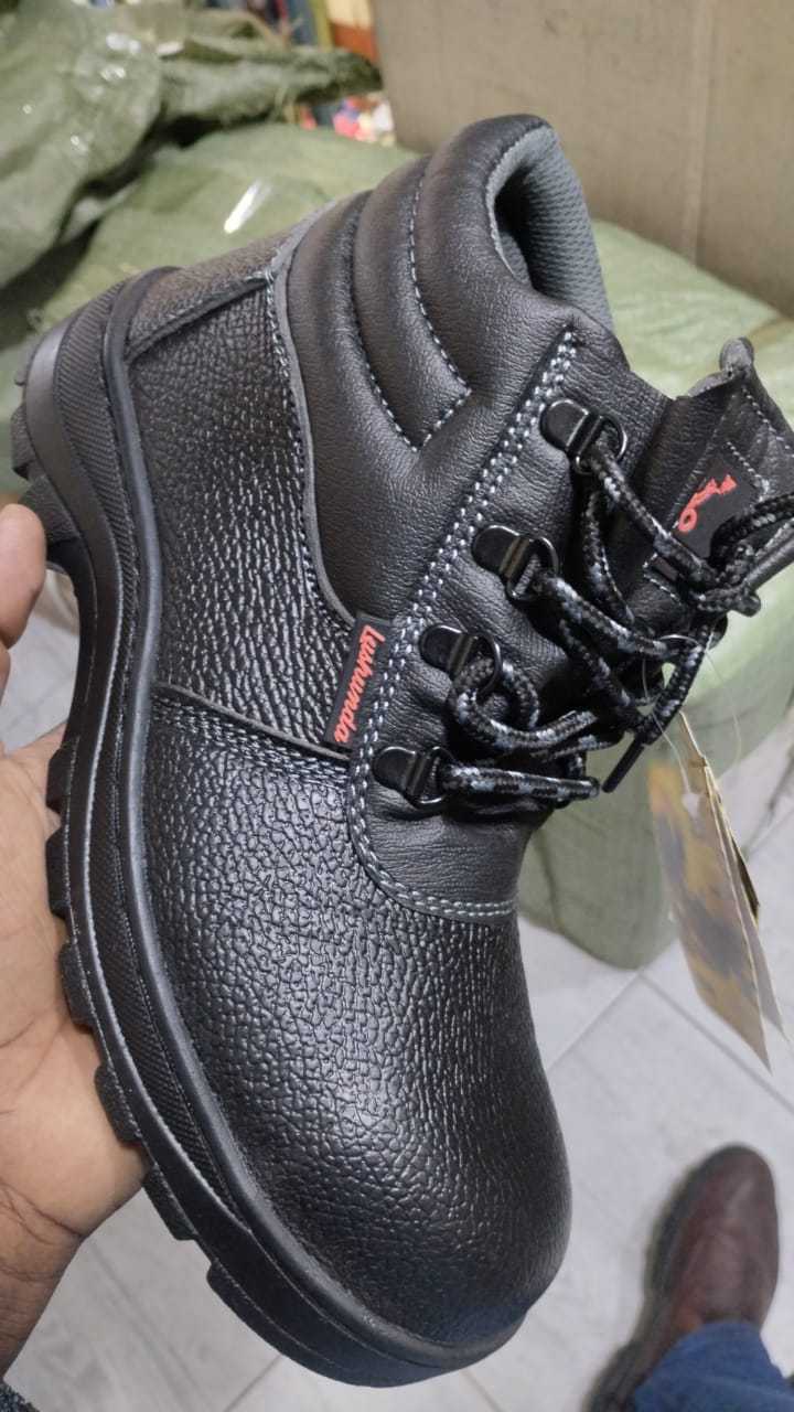 Safety shoes