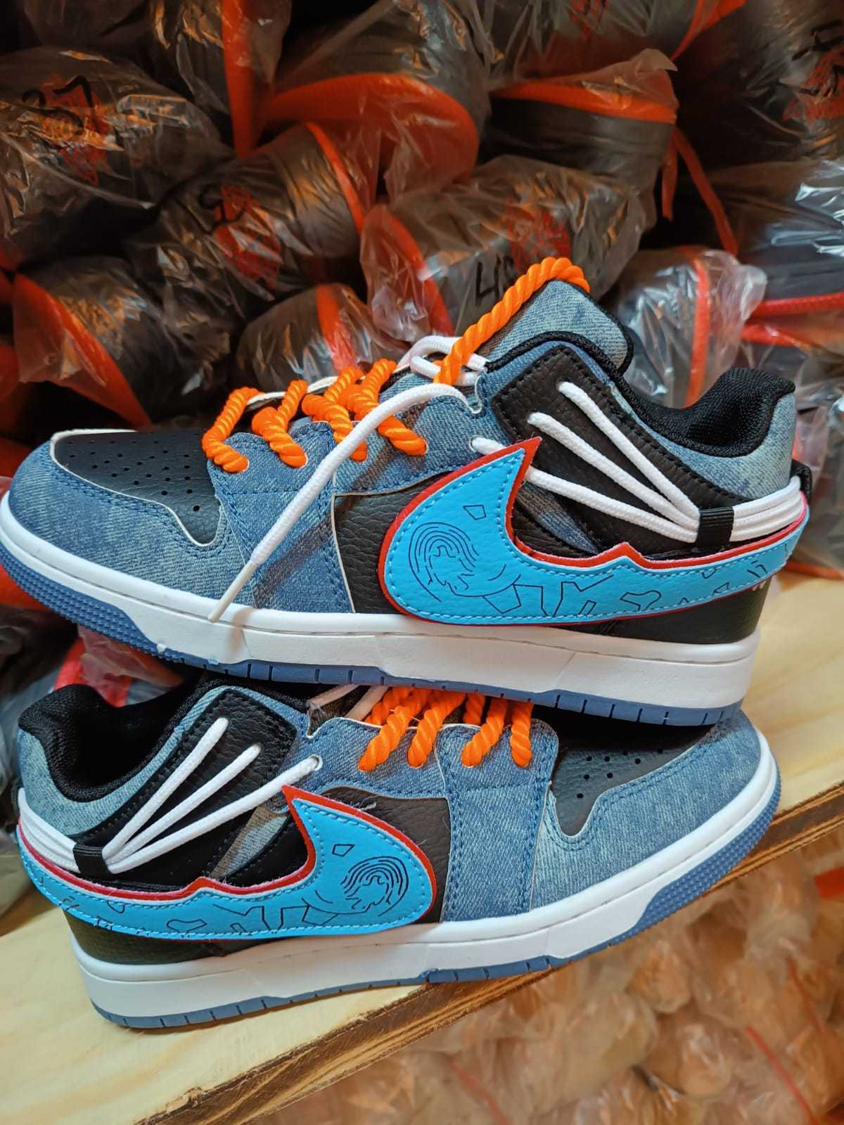 J1 x sb chunky laces