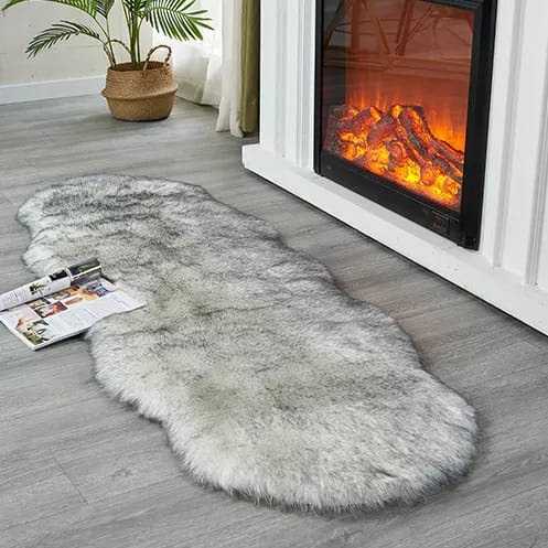 Fox fur mat