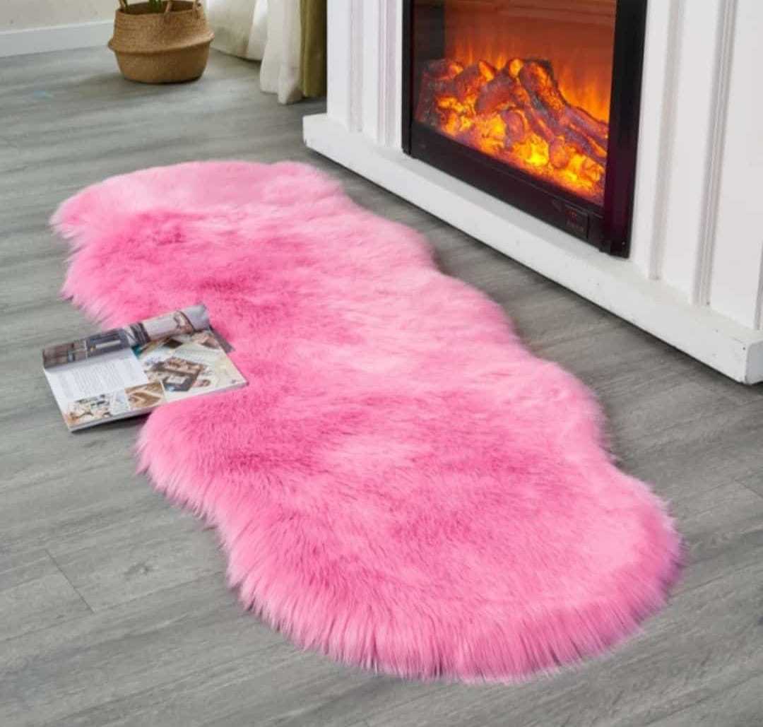 Fox fur mat