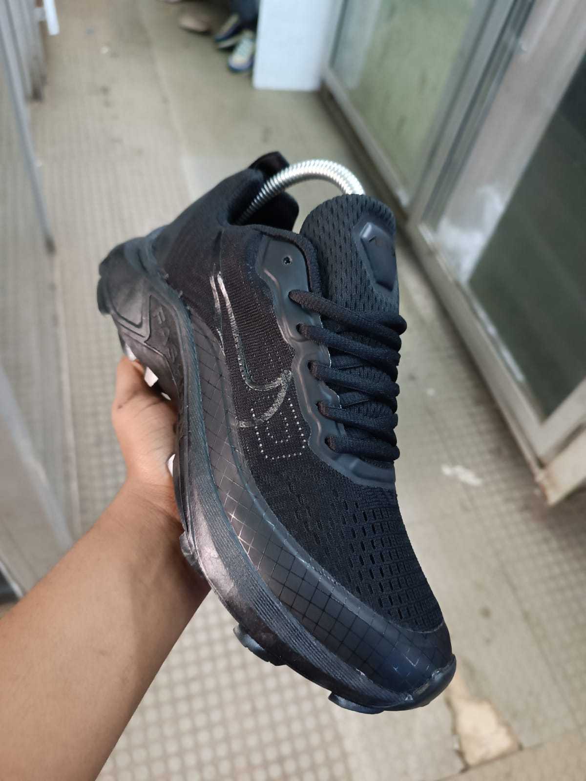 Sneaker Special prices