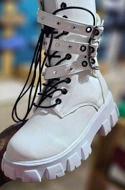 Ladies Trendy Shoes