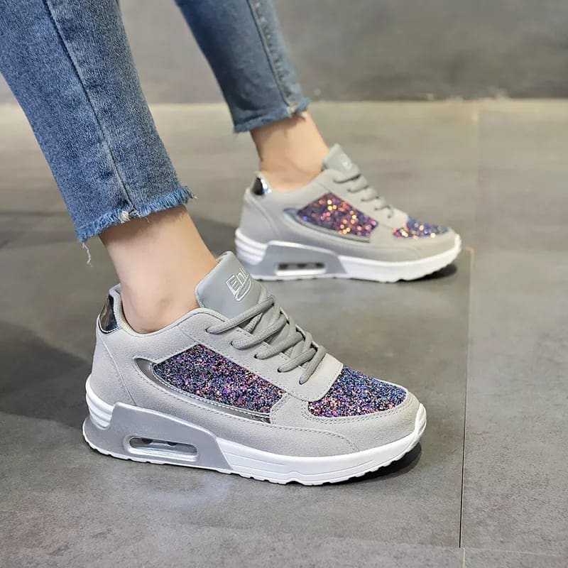 Ladies sneakers