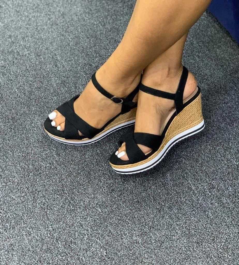 Kiramona Wedge