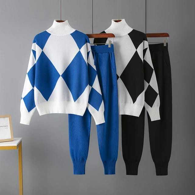 2 Piece Sweaters Set.