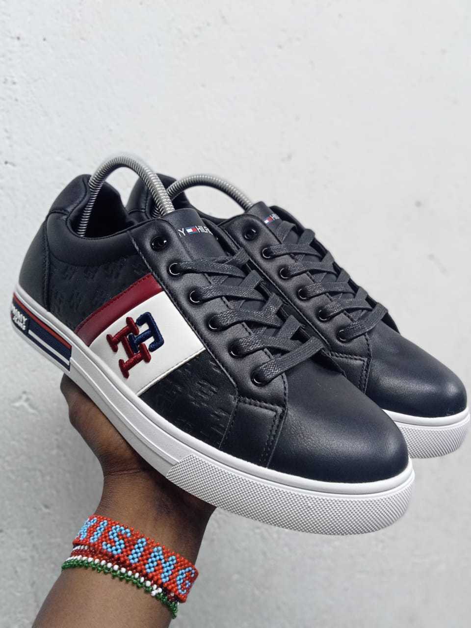 Tommy Hilfiger