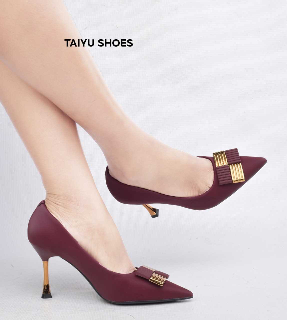 Ladies Shoes