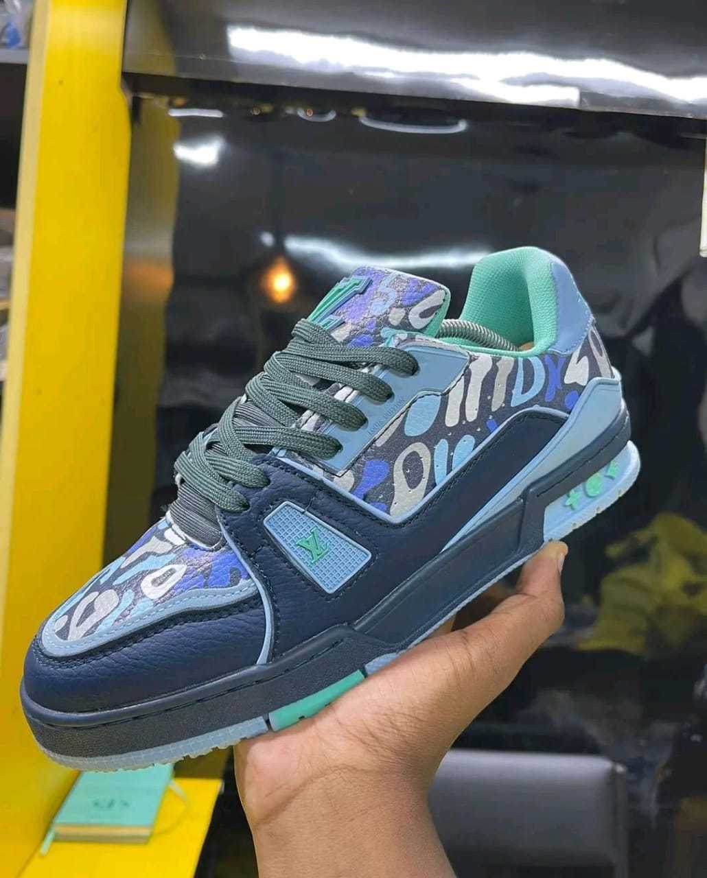 Luis Vuitton shoes