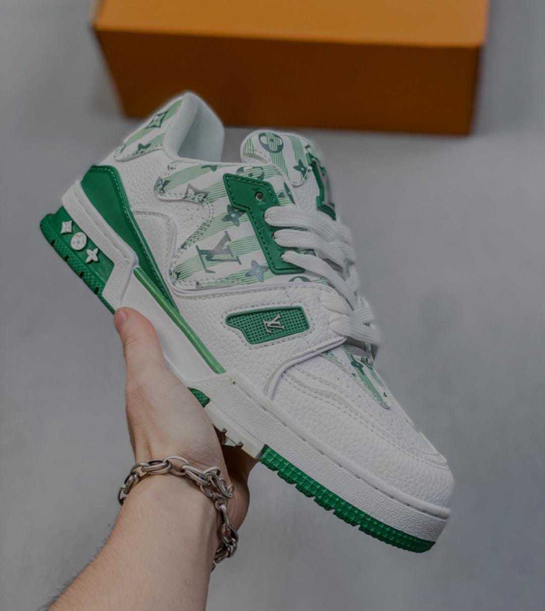 Luis Vuitton shoes