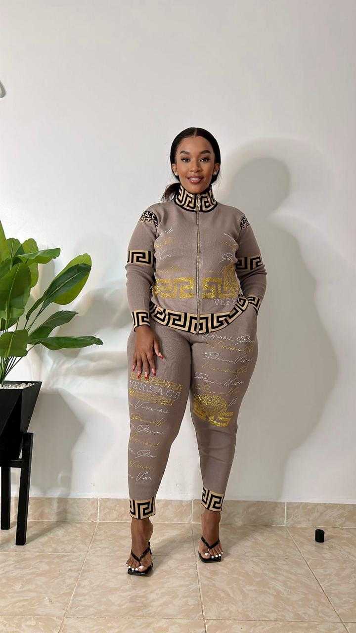 versace sweater set