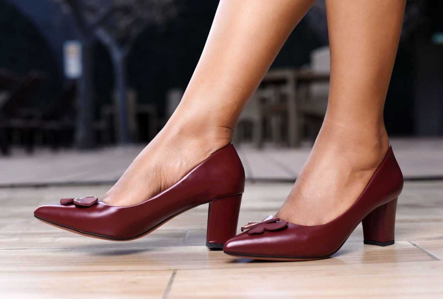 Closed Chunky heels