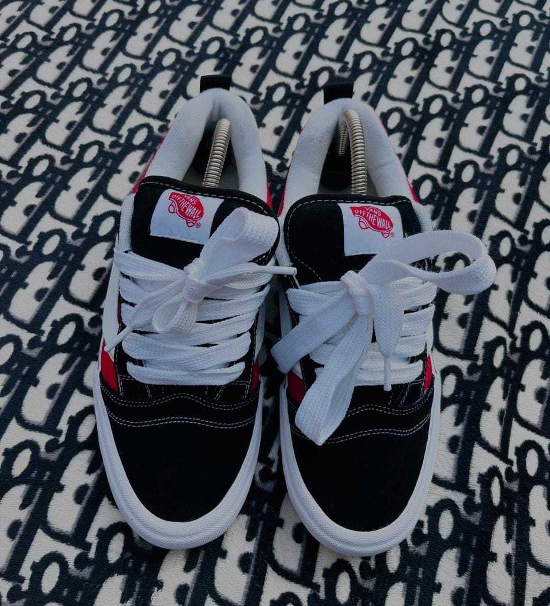 Vas Sneakers