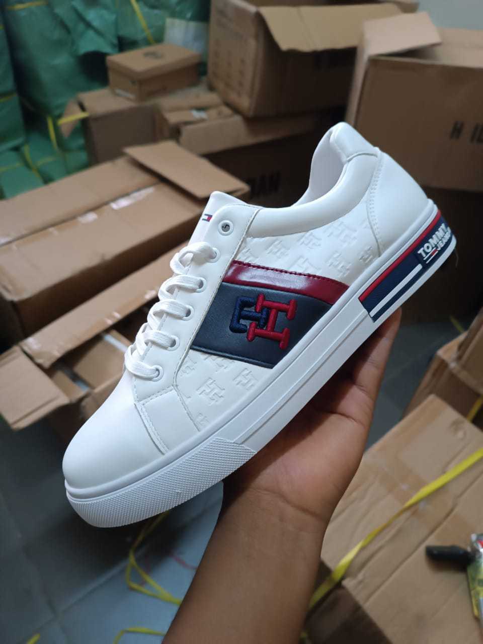 Tommy Hilfiger