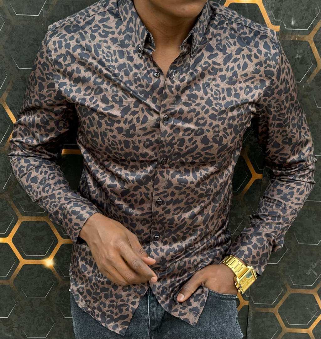 Luxury men's shirt