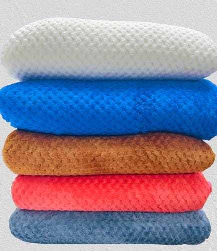Plain Dotted Fleece Blankets