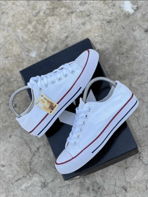 Unisex Sneakers