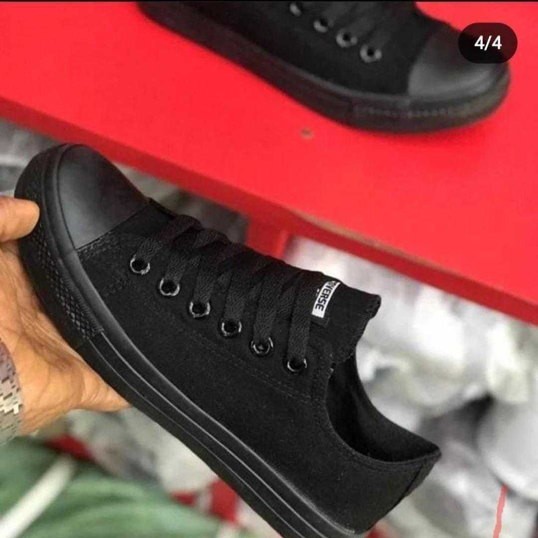 Unisex Sneakers