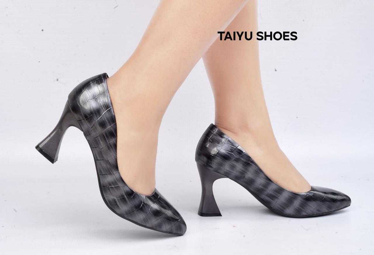 Taiyu Shoes