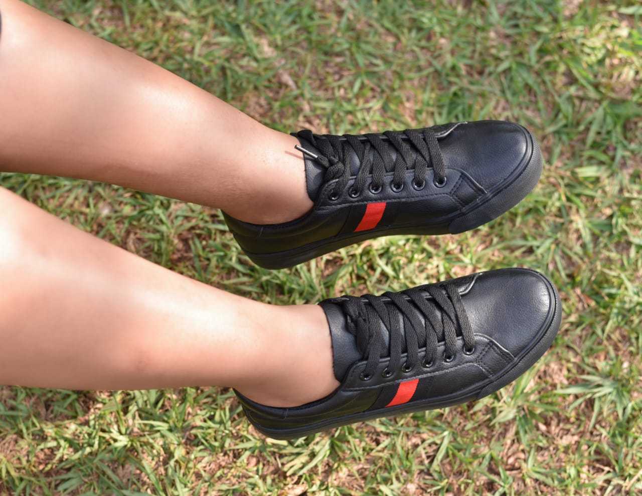 CASUAL RUBBERS ( CARVELA)