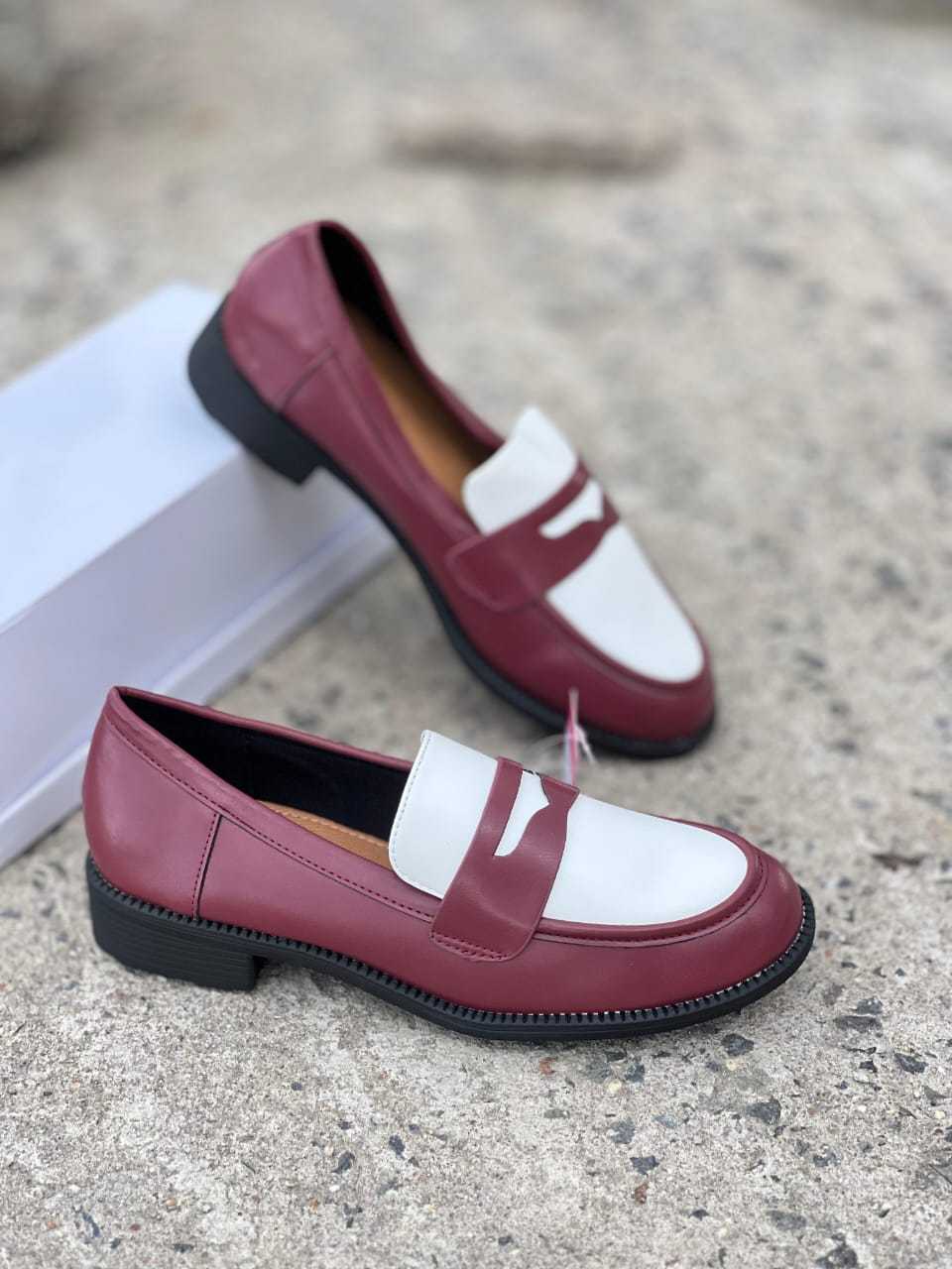 OXFORD TWO-TONE LEATHER BROGUES