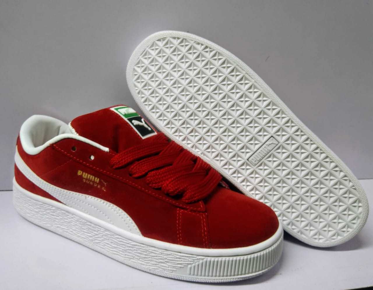 Puma Sneakers