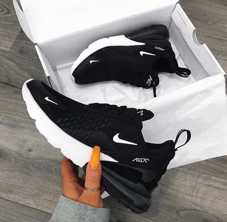 Airmax 270 black white